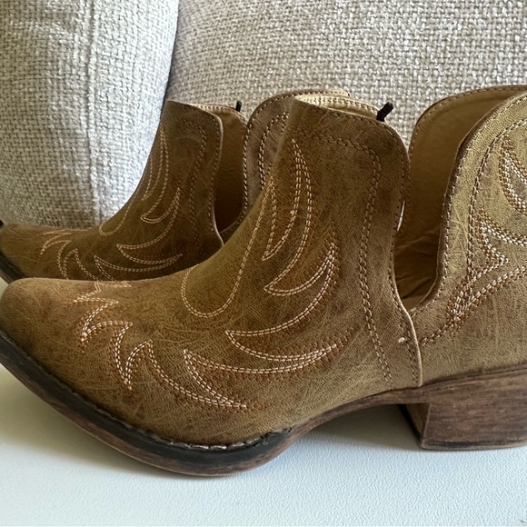 Womens Roper Booties - Picture 5 of 7